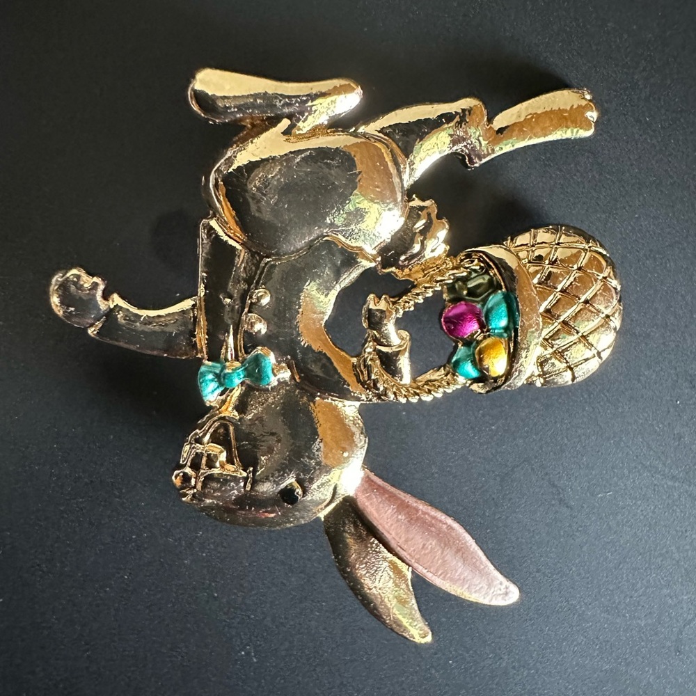 Gold Skipping Bunny with Pastel Basket Brooch - Picture 4 of 4
